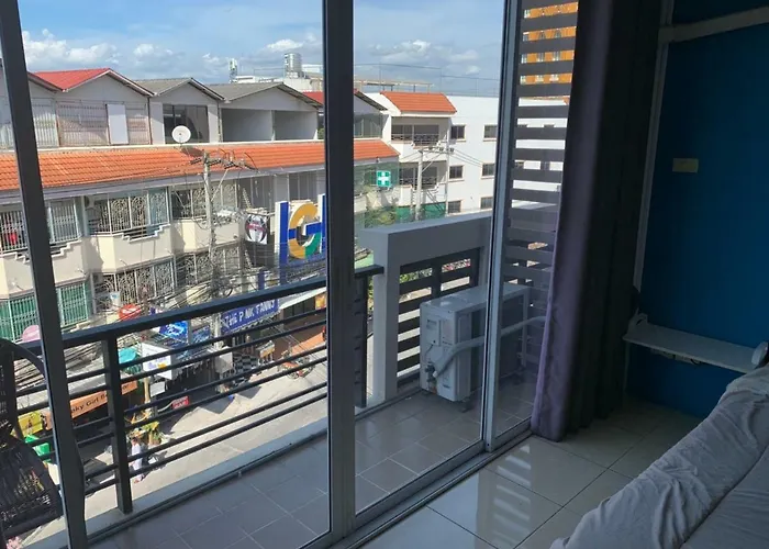 Retox Hotel